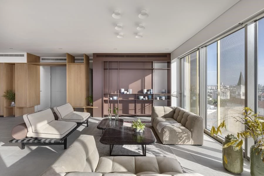 חני ואמיר חזק | ריהוט: אריק בן שמחון | צלם: עודד סמדר