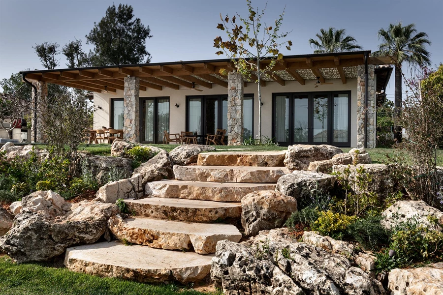 תכנון ועיצוב: אורלי סילבר | צלם: עודד סמדר | באדיבות: ארטפרו