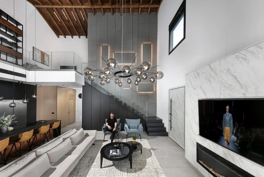 בית עם לב פתוח