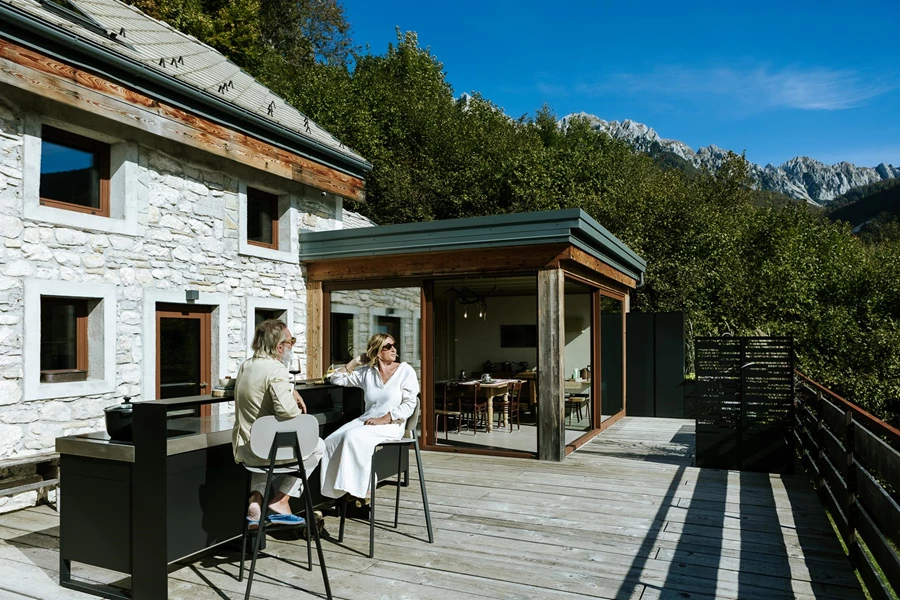 גינה נאה: תתפלאו אנו מבלים בה כ-300 ימים בשנה