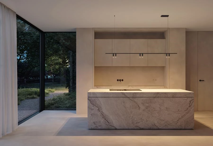 המותג TOSS B  להשיג בלייט אין