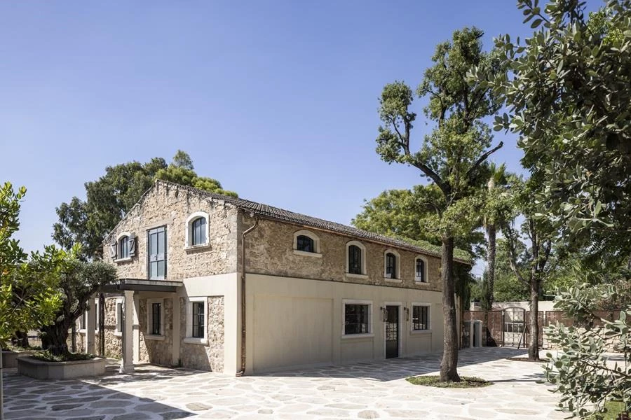 המבנה הטמפלרי שבמושב במרכז הארץ, ידע גלגולים רבים ב-100 השנים שחלפו