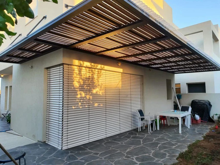 פרגולה מאלומיניום: יופי ופונקציונליות