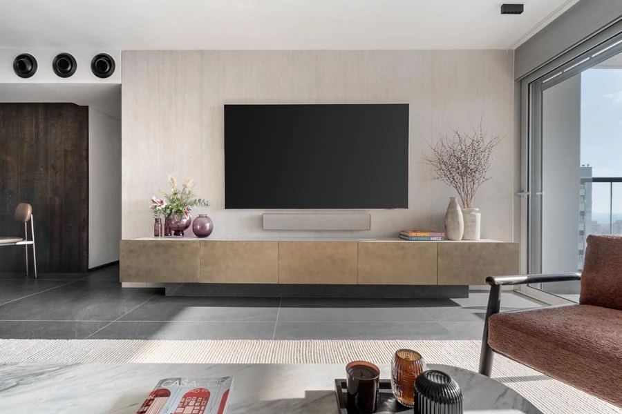 בזכות המרפסת – קיבלו דירה חדשה