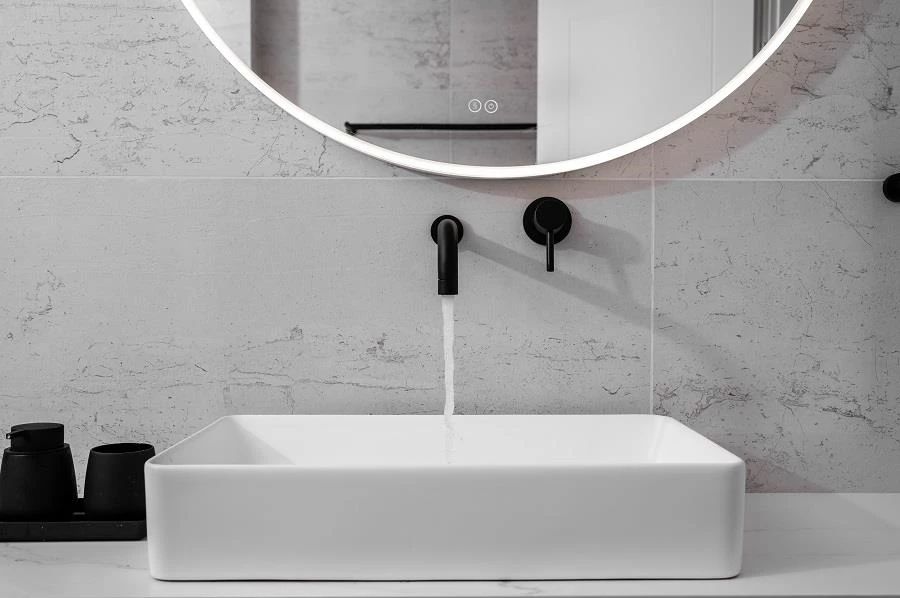 צילום: בן רוטשטיין | עיצוב: מירב סואד | באדיבות אלפינה תאורה