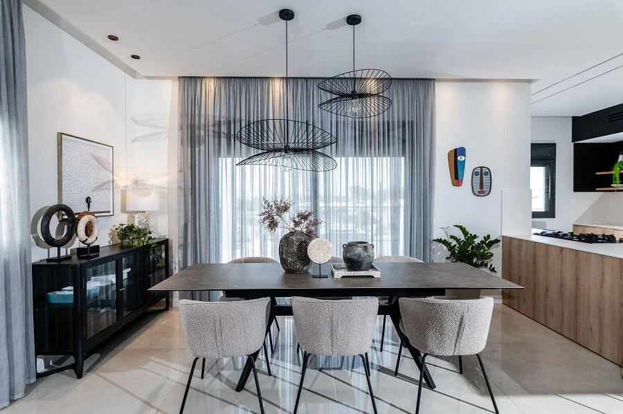 צילום: בן רוטשטיין | עיצוב: מירב סואד | באדיבות אלפינה תאורה