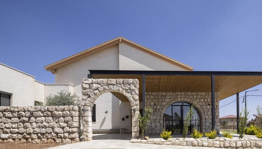 מחזירים עטרה ליושנה