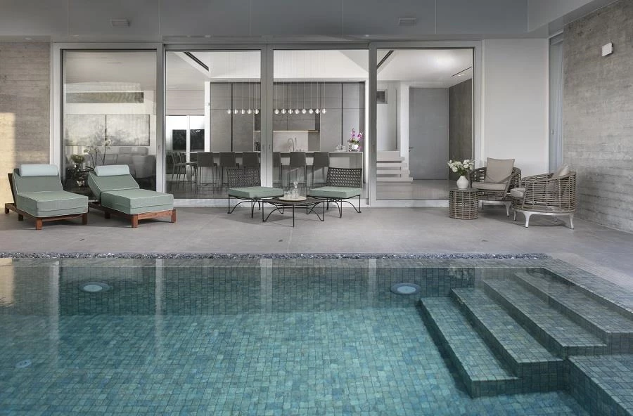 חלום שמתגשם- המעצבת שחלמה לחיות מול הים ועיצבה לעצמה את הבית בקיסריה