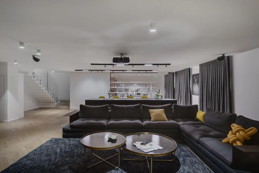 צילום: עודד סמדר | אדריכלות תכנון ועיצוב: איריס אבנרי דביר |וילונות: שאנל מור