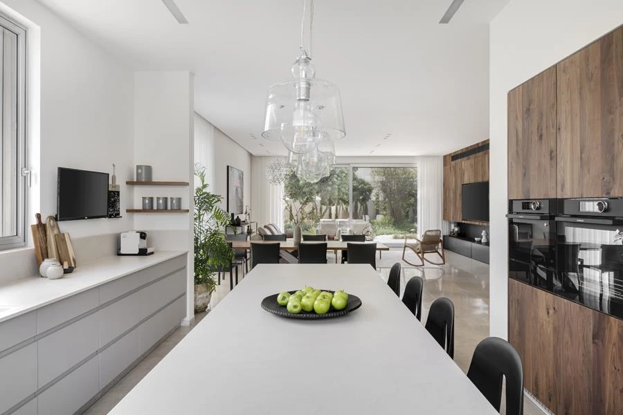 צילום: עודד סמדר | אדריכלות תכנון ועיצוב: איריס אבנרי דביר |וילונות: שאנל מור