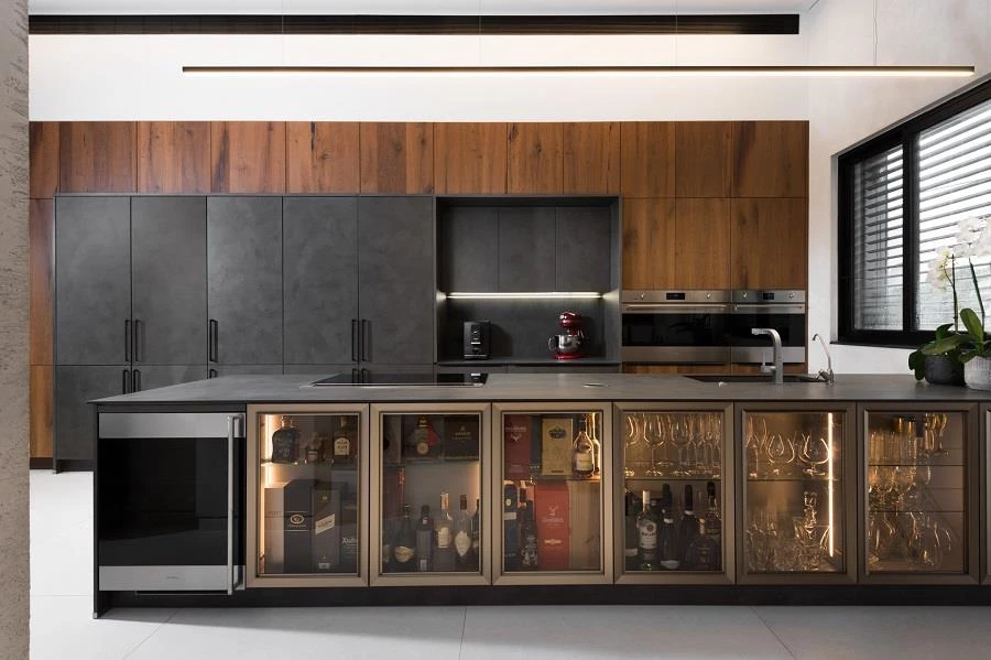 צילום: רגב כלף | אדריכלות תכנון ועיצוב: שיינפלד אדריכלים | באדיבות פלגים- תכנון בריכות יוקרה