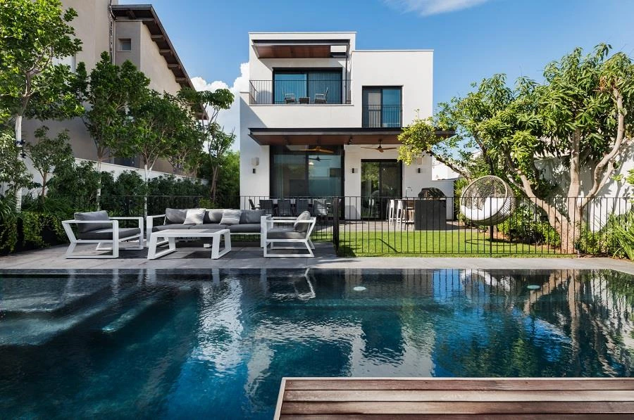 צילום: רגב כלף | אדריכלות תכנון ועיצוב: שיינפלד אדריכלים | באדיבות פלגים- תכנון בריכות יוקרה