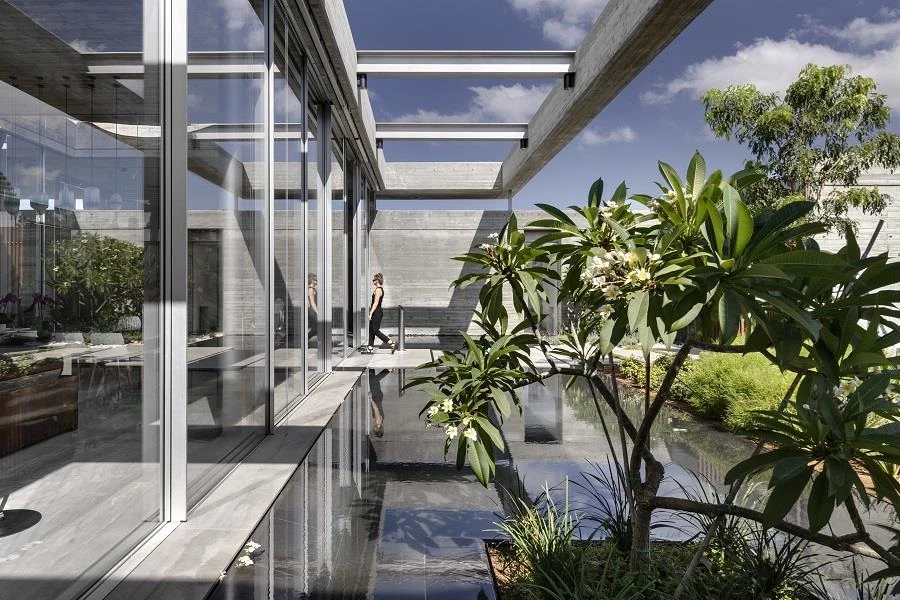 תכנון ועיצוב: דן והילה ישראלביץ | צילום עודד סמדר