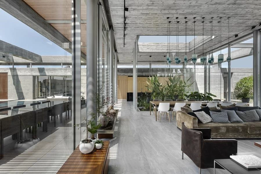 תכנון ועיצוב: דן והילה ישראלביץ | צילום עודד סמדר