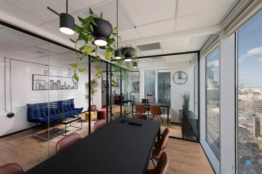 שם הפרויקט: עיצוב משרדי חברת יעדים ישראל. עיצוב פנים: גלית אלבז, סטודיו לעיצוב פנים. צילום: אורן עמוס.