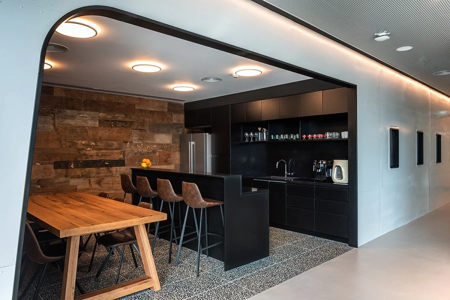 שם הפרויקט: משרדי קלאסיק אייר (Classic Air). עיצוב: חגי נגר אדריכלים בע