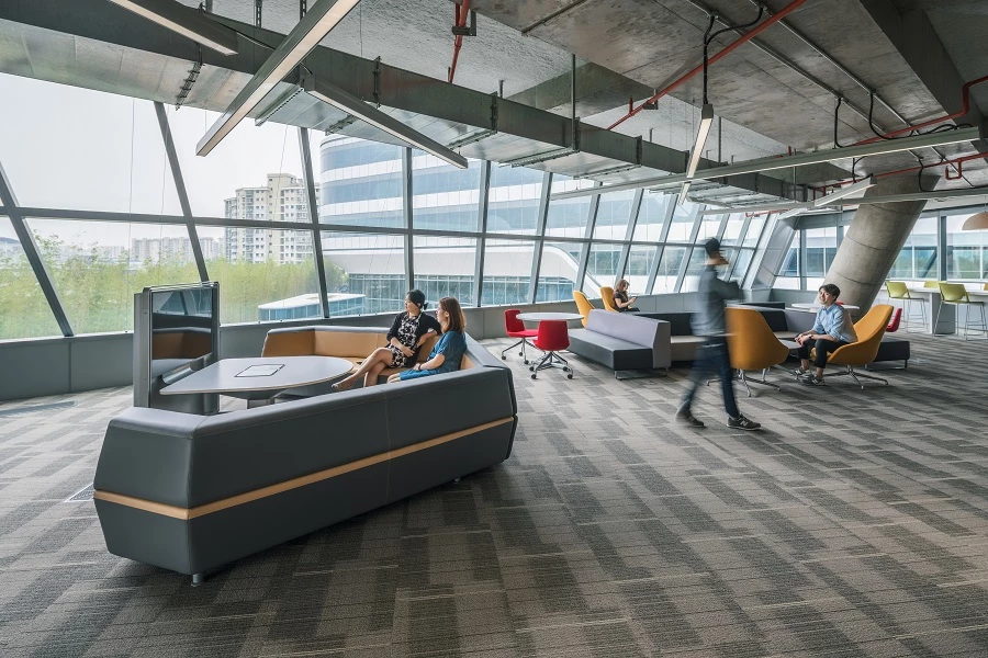 משרדי Johnson Controls שנגחאי | תכנון: Gensler אדריכלים  | צילום: BlackStationJohnson Controls שנגחאי | תכנון: Gensler אדריכלים