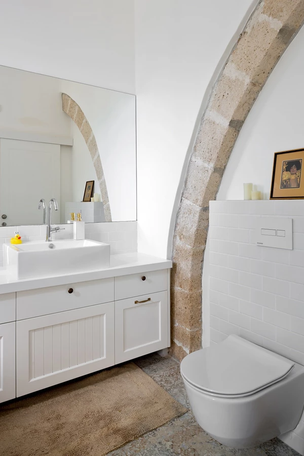 מקלחת ילדים בבית לשימור בעין הוד