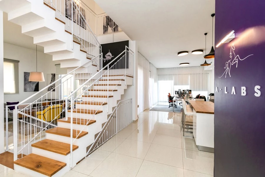 האקשן של תל אביב פוגש שדות ירוקים