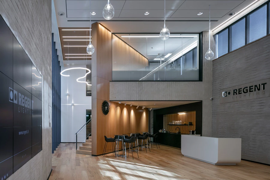 עבודה במהירות האור