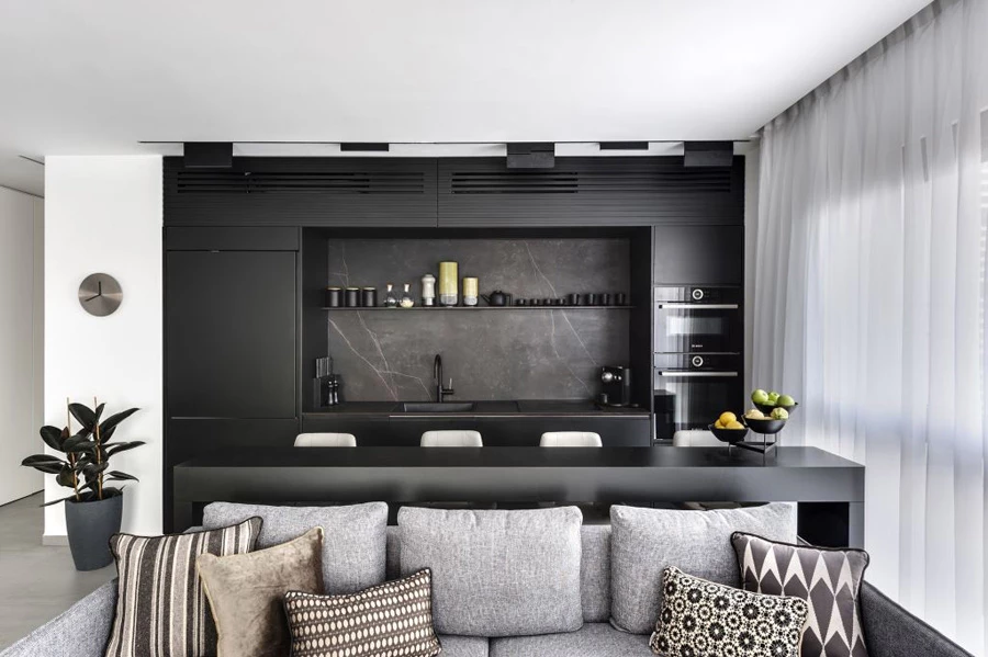 אדריכל מיקלה סימאונה, צילום: עודד סמדר