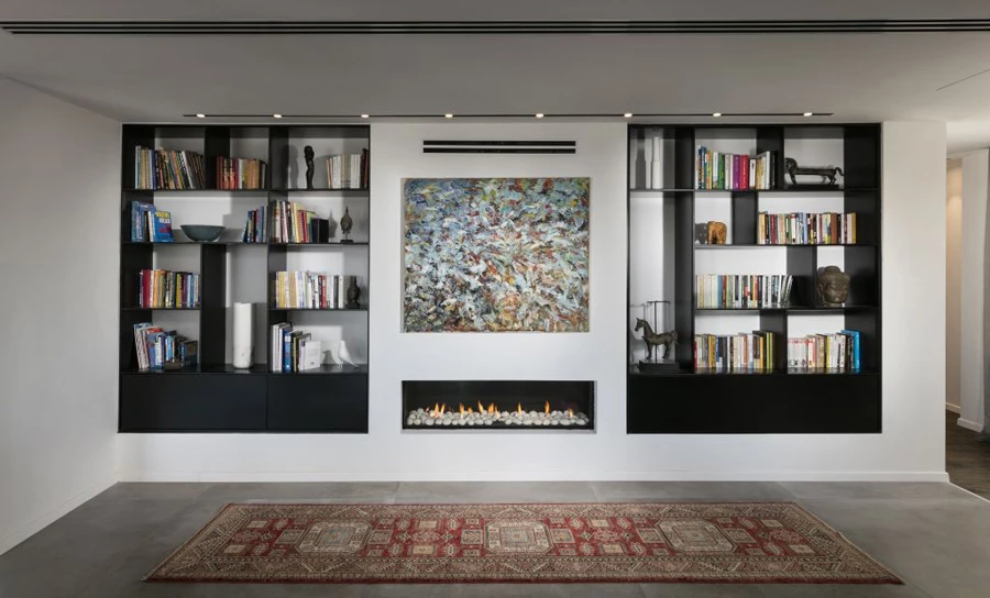 מעצבת הפנים ענבל-ברקוביץ. צילום: אלעד-גונן . במה לספריות