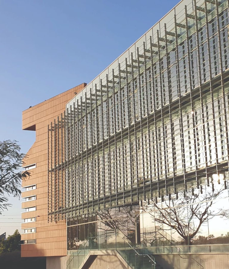 אבולוציה של מעטפת המבנה - מתקופת האבן אל מעטפות הראויות למאה ה-21