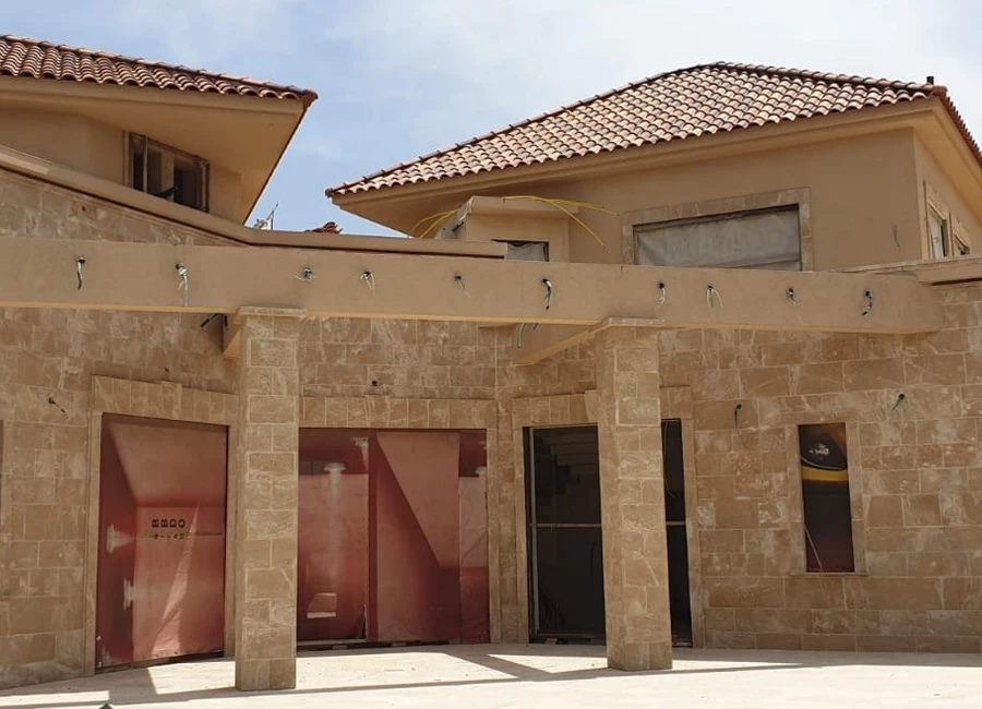 חיפוי הבית באמצעות אבן כורכר