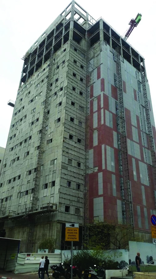 פוליביד, ביצוע פוליאש מעטפת חיצונית, בית החולים אסותא.