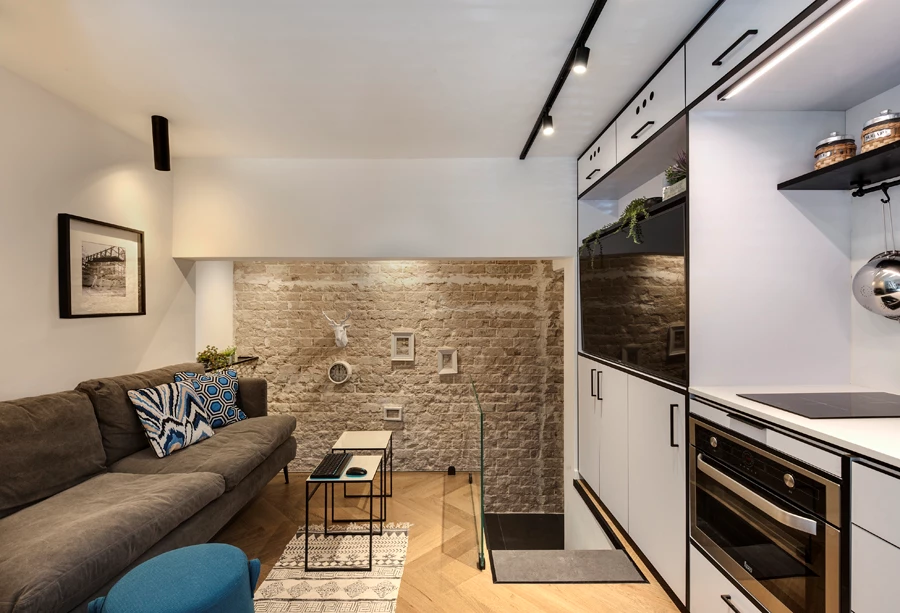 בית קטן גדול