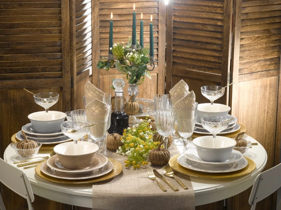 עריכת שולחן עם סדרת