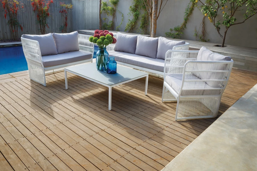 קולקציית ריהוט הגן החדשה - אביב קיץ 2016. צילום: ישראל כהן | ביתילי.