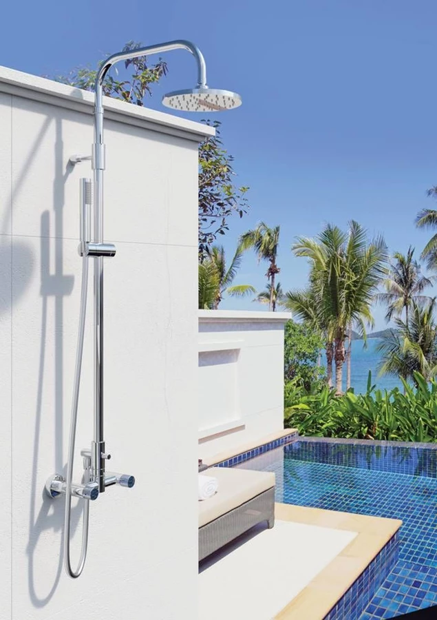 עיצוב וחיסכון מקסימלי במים במקלחוני החוץ של Fontealta | מודי.