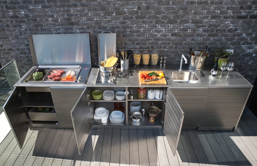 מטבח חוץ, בעיצוב ליאורה שטרנפלד. דומיסיל צילום- מיכאל כץ | דומיסיל.