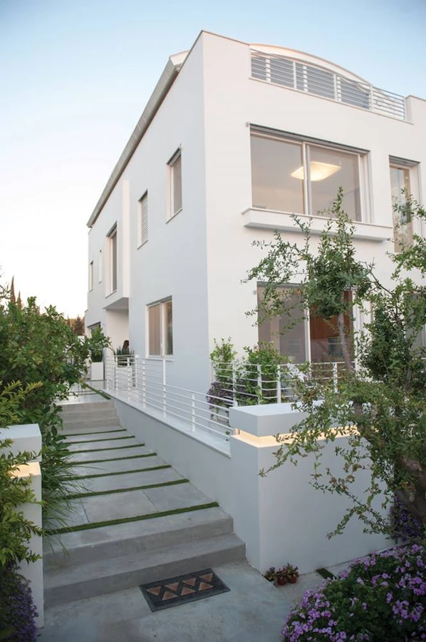 ליהנות בבית, לבלות בגינה