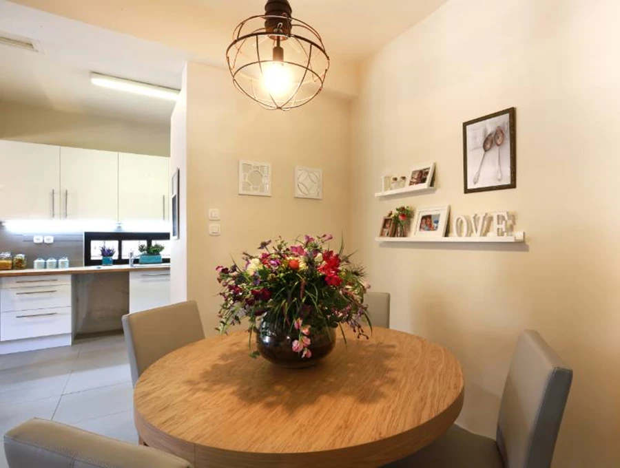 שילוב של פריטים במחירים שונים תרמו לאוירה ייחודית ומשפחתית