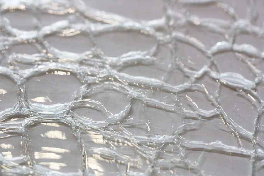 שקוף שזה זכוכית - מבט החוצה