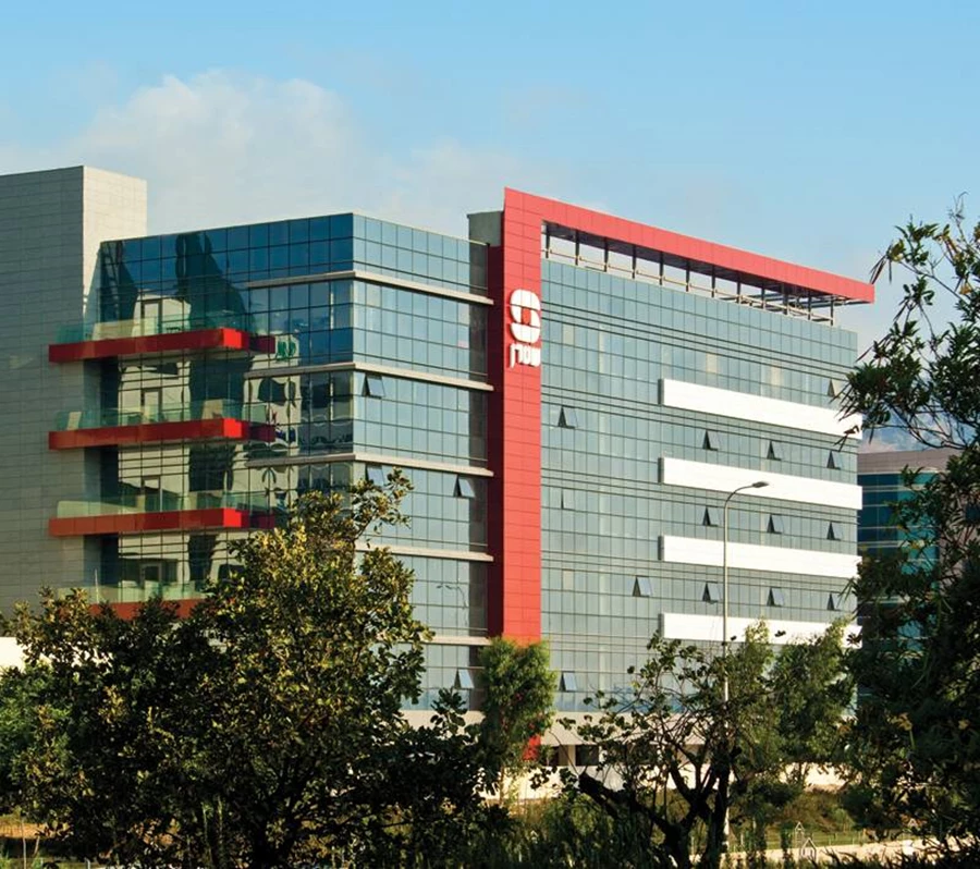 קיר מסך ‪CW-55-SSG‬ (