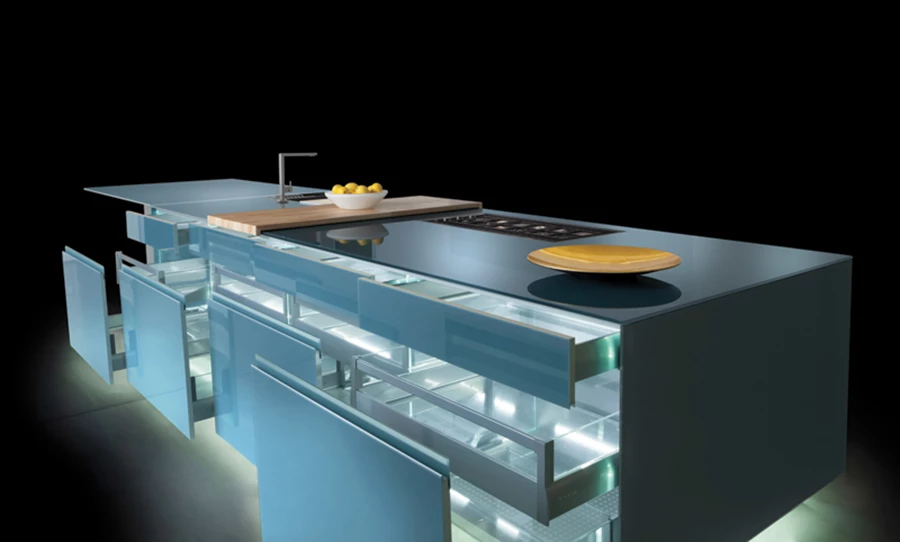 מידוף פנימי מזכוכית למראה נקי ויוקרתי בארונות ומגירות המטבח | נילסן.