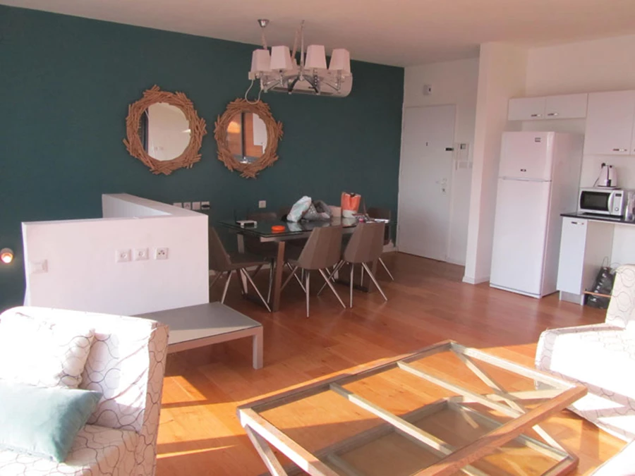 חלל המגורים - לפני השיפוץ