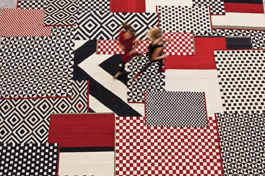 שטיח בדיגום טלאים גיאומטרי מקוקלצית