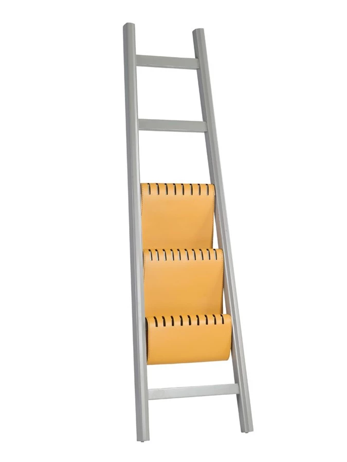 מעמד לעיתונים מסוגנן בצורת סולם. רשת IDdesgin.