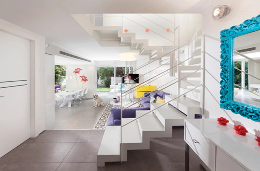 דואט של מינימליזם וצבע