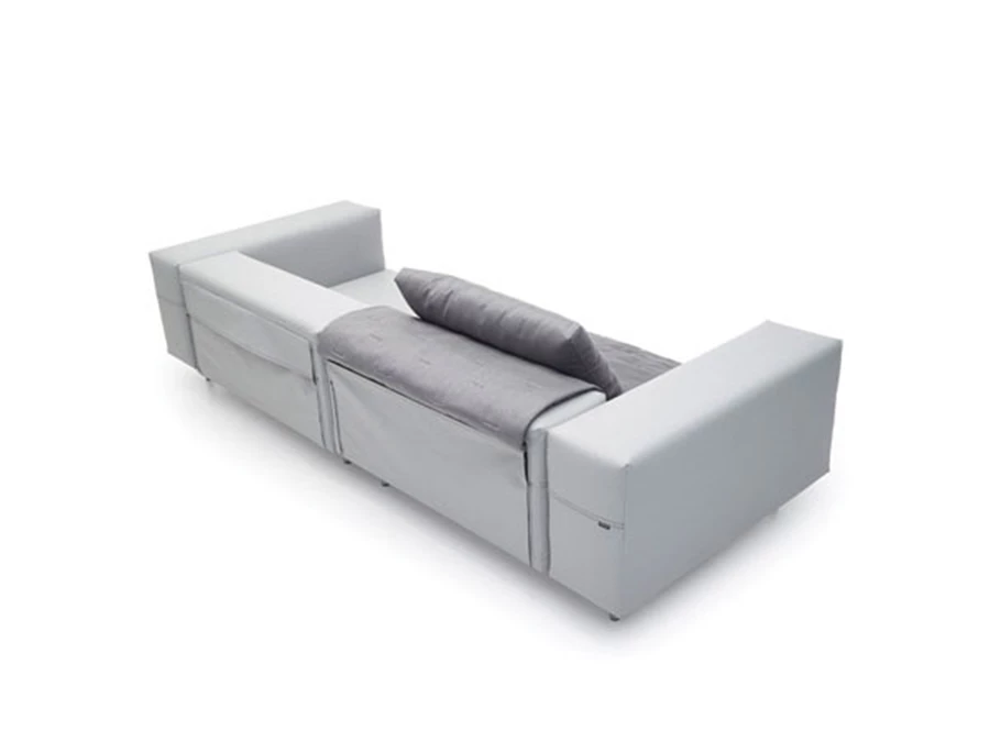 מתוך קולקציית 2015 של חברת Extremis: מערכת ישיבה סלונית.