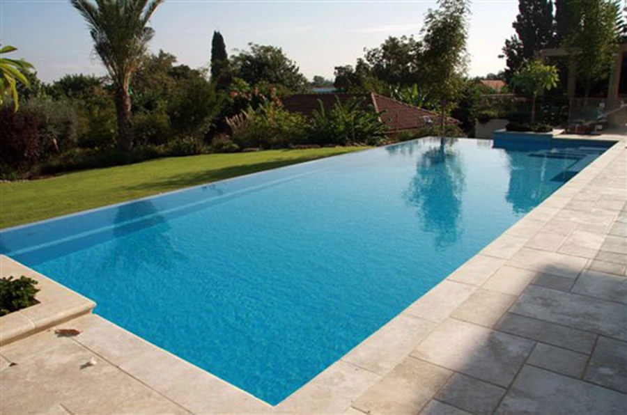 בריכת גלישה | אקוופולקו בריכות שחיה