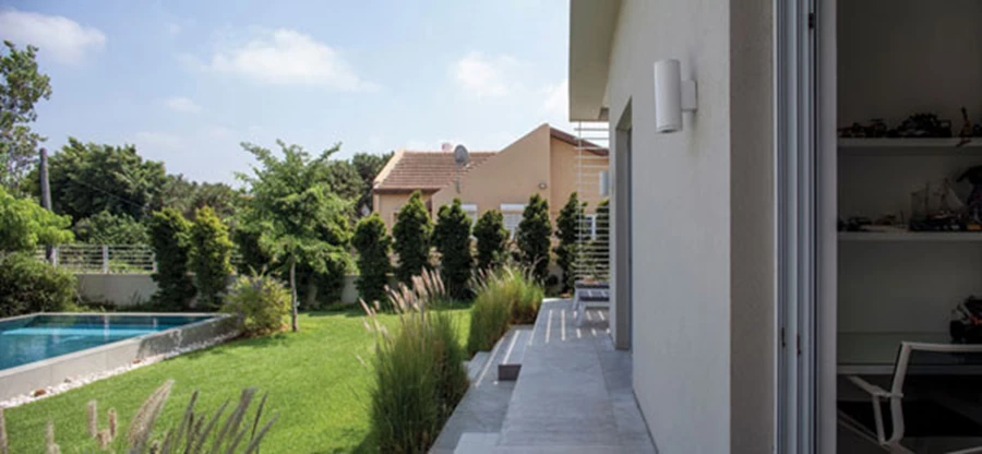 באגף הפרטי: היציאה מהחדרים