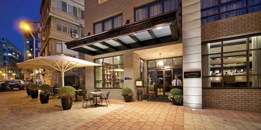 כניסה מזמינה.