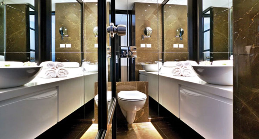 חדר הרחצה בחדר מעוצב כעין