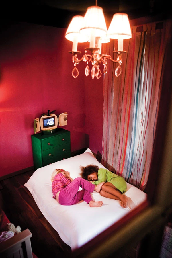 חדש- פופים מעוצבים, צבעוניים ואיכותיים של המותג הבלגי 