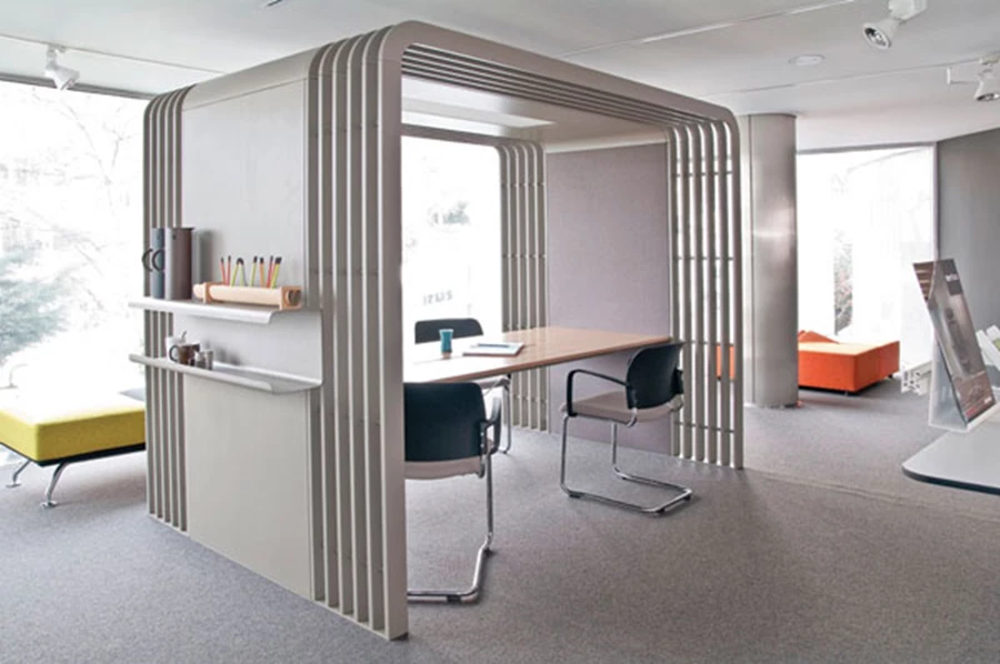 "...שלוש ארבע ולעבודה..."